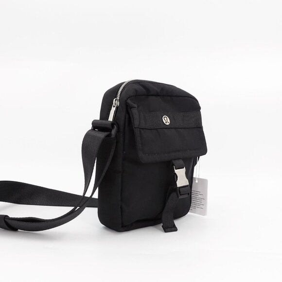 Lululemon Wunderlust Crossbody Bag 2L Black OS - Picture 8 of 16